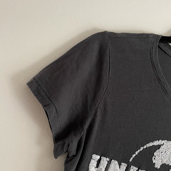 H&M Women S Gray Universal Music Group Sequin Graphic Short Sleeve T-Shirt - Picture 3 of 8